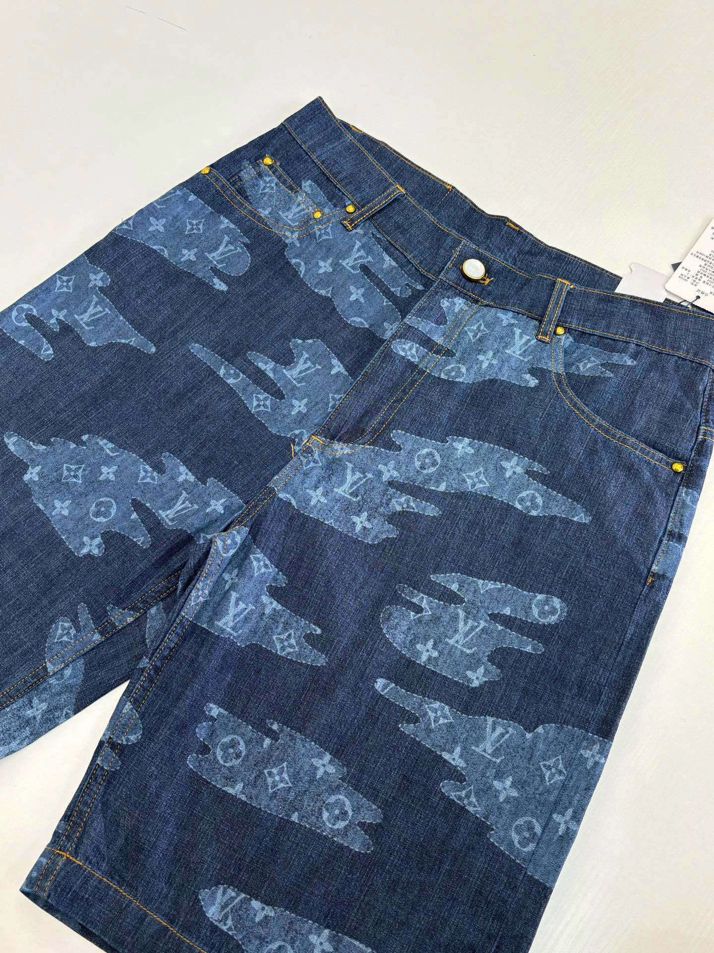 wg.luxury-- 8V Nigo oversize item:E-F363I0603